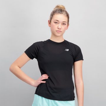 Camisa Deportiva New Balance Original Impact Run Negro Mujer