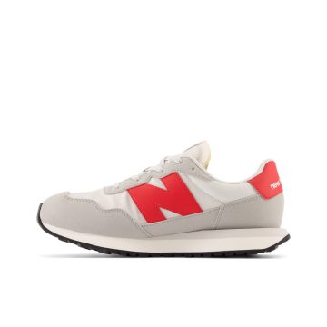 Alternative view of Tenis Deportivos New Balance Original GS 237 Gris Para Niños