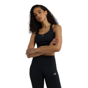 Top Deportivo New Balance Original Essential Run Negro Mujer