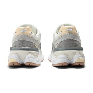 Alternative view of Tenis Deportivos New Balance Original 9060 Gris Unisex