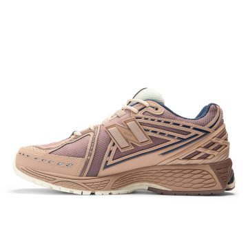Alternative view of Tenis Deportivos New Balance Original 1906 Blanco Unisex