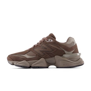 Alternative view of Tenis Deportivos New Balance Original 9060 Café Para Hombres