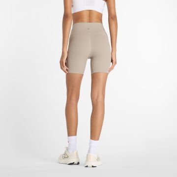 Alternative view of Pantaloneta New Balance Originales High Rise 6'' Beige Mujer